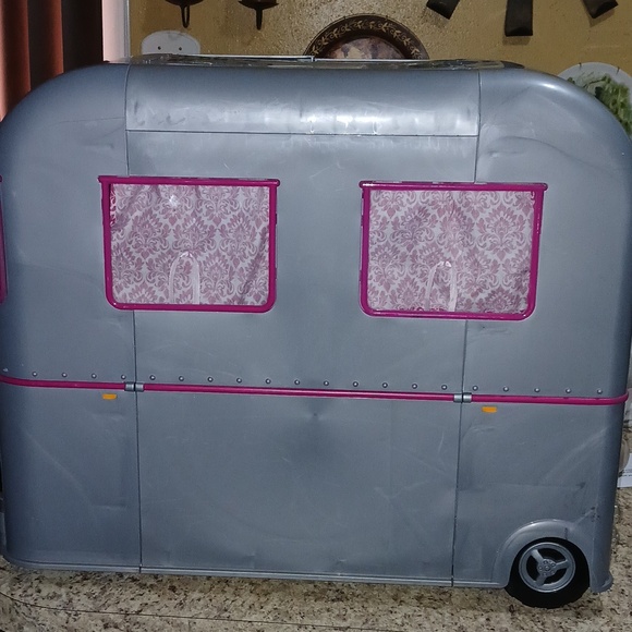 Our Generation "R.V. Seeing You" Camper - Picture 14 of 14